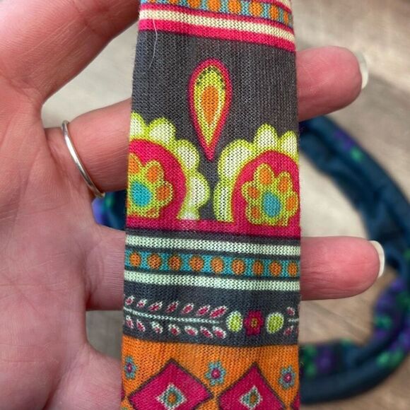 Headbands Set of 2 Elastic Floral - Picture 3 of 4